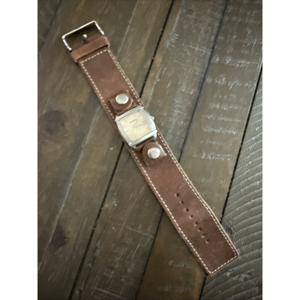 Vintage Fossil JR-9971 Womens Pink Dial Brown Leather Quartz Watch Working
